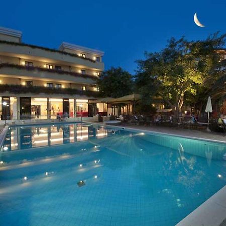 Park Hotel Kursaal Misano Adriatico Buitenkant foto