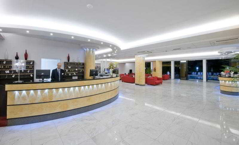 Park Hotel Kursaal Misano Adriatico Buitenkant foto