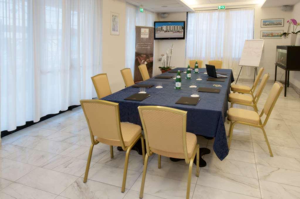 Park Hotel Kursaal Misano Adriatico Faciliteiten foto
