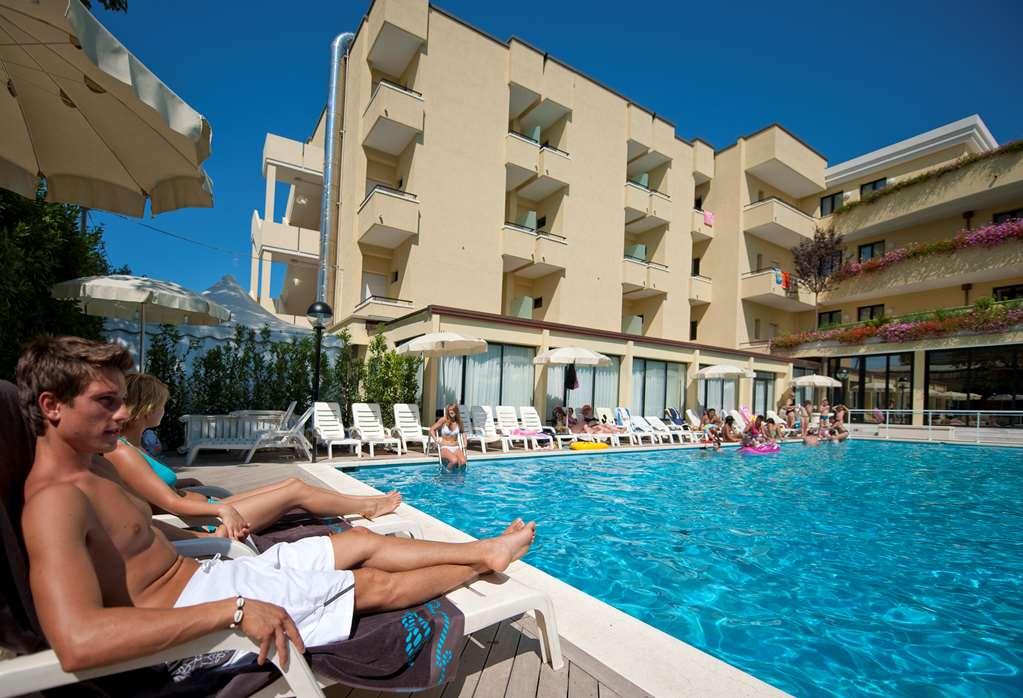 Park Hotel Kursaal Misano Adriatico Faciliteiten foto