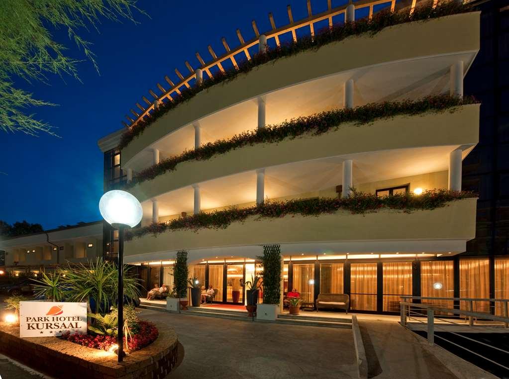 Park Hotel Kursaal Misano Adriatico Buitenkant foto