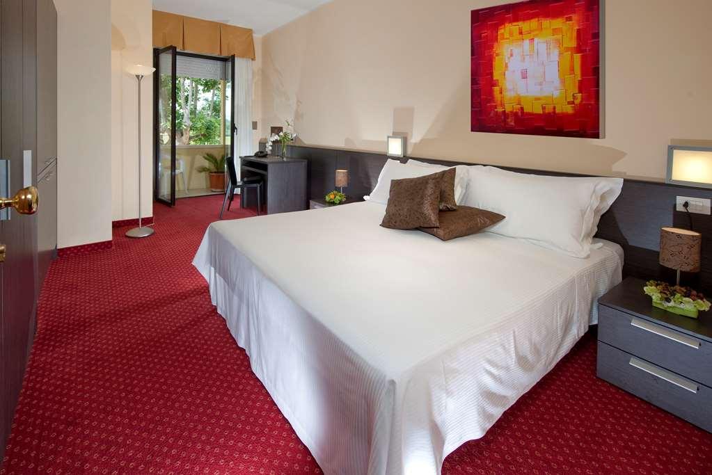 Park Hotel Kursaal Misano Adriatico Kamer foto